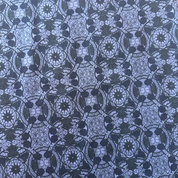 Lululemon Tank - Picture 2 of 4